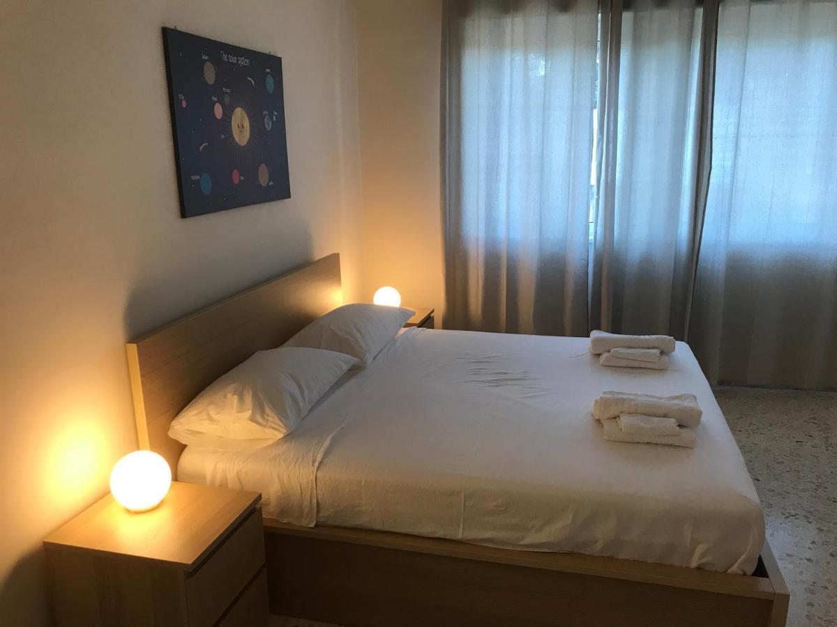 B&B Parco 2 Giugno Bari Esterno foto