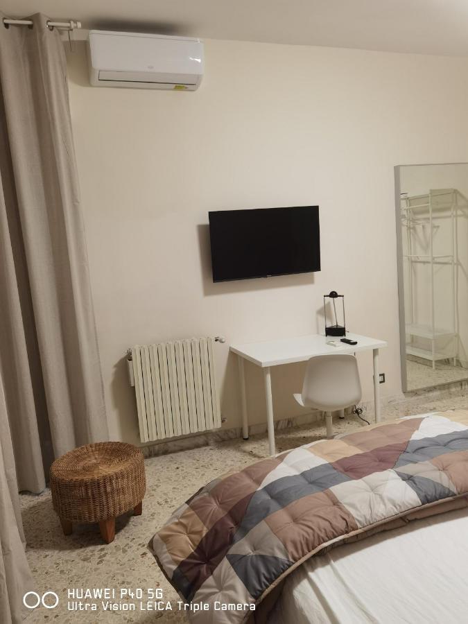 B&B Parco 2 Giugno Bari Esterno foto